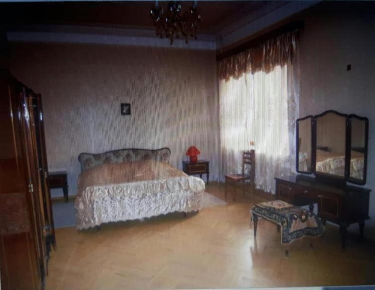 Guli Hotel Gori Exterior foto